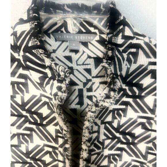 Valerie Stevens Blazer Jacket Women’s XL Black White Geometric Fringe Work Chic - Picture 5 of 9